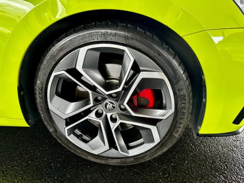 Skoda Octavia 2.0 TSI vRS DSG Euro 6 (s/s) 5dr 28