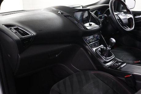 Ford Kuga ST-LINE TDCI 27