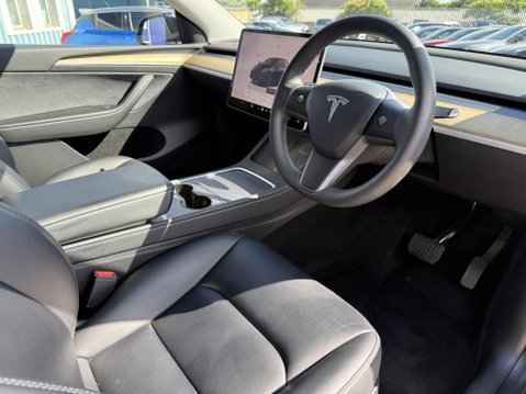 Tesla Model Y (Dual Motor) Long Range SUV 5dr Electric Auto 4WDE (384 bhp) 2