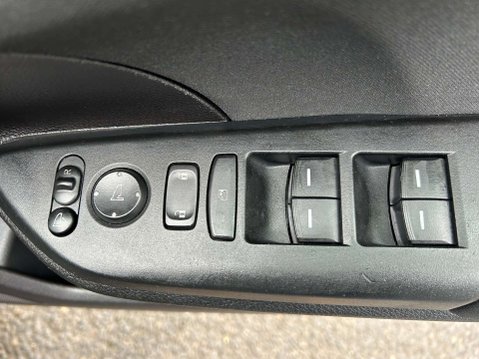 Honda Civic 1.0 VTEC Turbo SR Hatchback 5dr Petrol CVT Euro 6 (s/s) (126 ps) 20