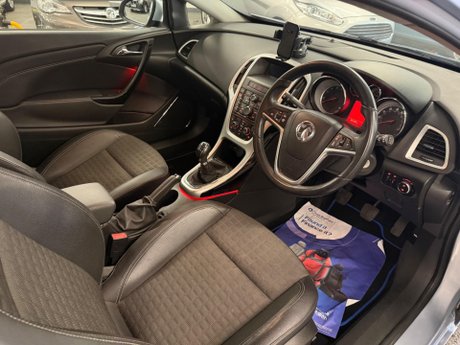 Vauxhall Astra GTC 1.4T 16V SRi Euro 5 (s/s) 3dr 30