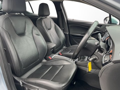 Vauxhall Astra 1.4T 16V 150 Elite Nav 5dr 14
