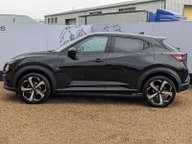 Nissan Juke DIG-T TEKNA 4