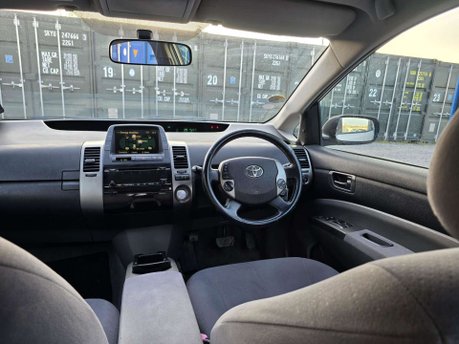 Toyota Prius 1.5 T4 Hatchback 5dr Petrol Hybrid CVT (104 g/km, 76 bhp) 19