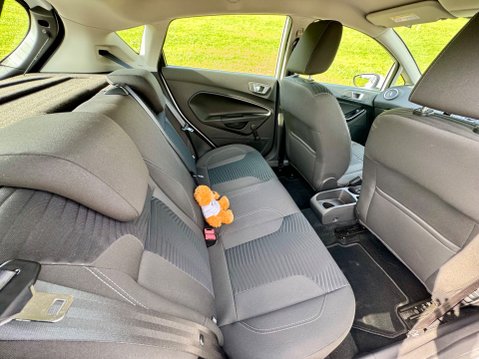 Ford Fiesta ZETEC 47