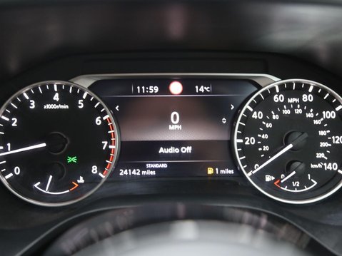 Nissan Qashqai 1.3 DIG-T MHEV Visia Euro 6 (s/s) 5dr 14