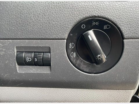 Volkswagen Transporter 2.5 TDI PD T30 Panel Van 4dr Diesel Manual L1 H1 (128 bhp) 25