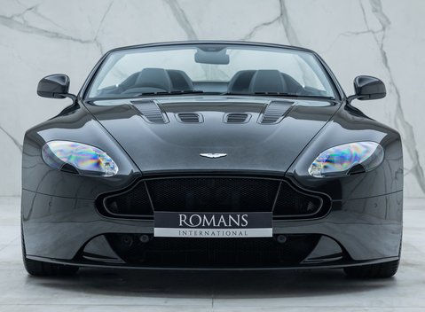 Aston Martin V12 Vantage S ROADSTER 7