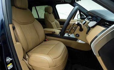 Land Rover Range Rover P400 HSE 10