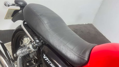 Moto Guzzi V7 ABS SPECIAL 2015 ONLY 7K MOT EXCELLENT CONDITION RETRO 744CC 24