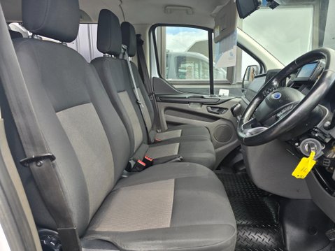 Ford Transit Custom 320 LEADER DCIV ECOBLUE 10