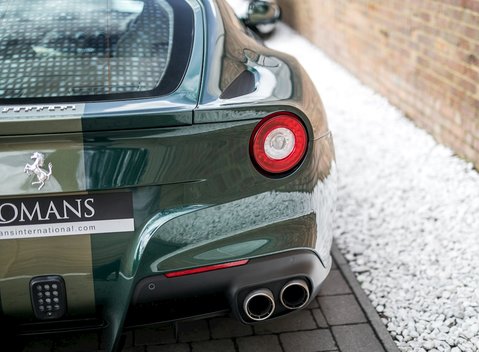 Ferrari F12 Berlinetta 31