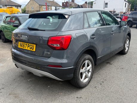 Audi Q2 TFSI SE 8