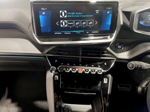 Peugeot e-2008 50kWh GT SUV 5dr Electric Auto (7kW Charger) (136 ps) 18