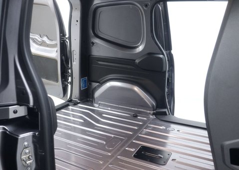 Nissan Townstar 45kWh Tekna Panel Van 6dr Electric Auto L1 (122 ps) 50
