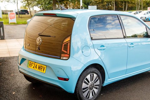 Volkswagen Up E-UP 8