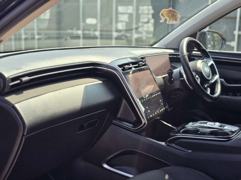 2022 Hyundai Tucson thumbnail 16