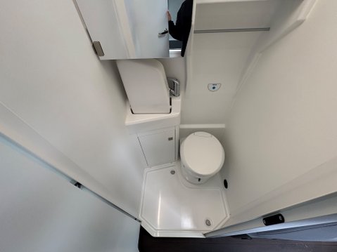 Volkswagen Grand California 22