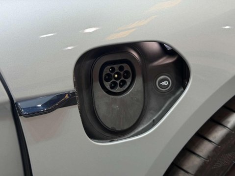 Porsche Taycan Performance 89kWh 4S Saloon 4dr Electric Auto 4WD (11kW Charger) (544 ps) 35