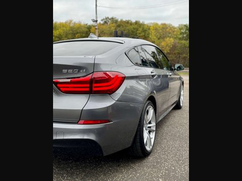 BMW 5 Series 2.0 520d M Sport Auto 5dr 43