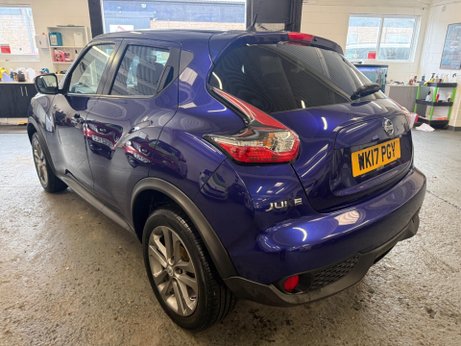 Nissan Juke 1.6 N-Connecta XTRON Euro 6 5dr 3