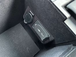 Lexus NX 2.5 NX 300h F Sport CVT 4WD 5dr 49