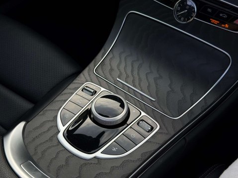 Mercedes-Benz C Class 2.0 C 200 AMG Line Premium Auto 2dr 29