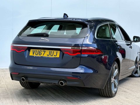 Jaguar XF 2.0 XF Portfolio D AWD Auto 4WD 5dr 15