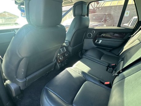 Land Rover Range Rover 4.4 Range Rover Autobiography SDV8 Auto 4WD 5dr 17