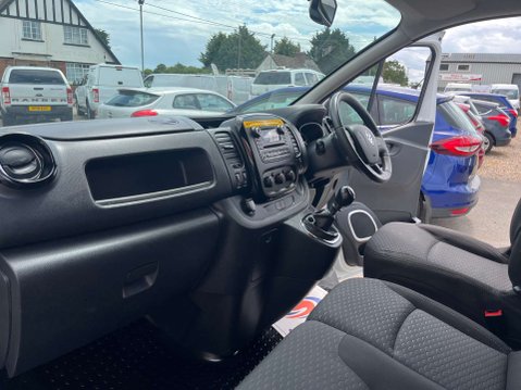 Vauxhall Vivaro 1.6 Vivaro 2900 Sportive CDTi 38