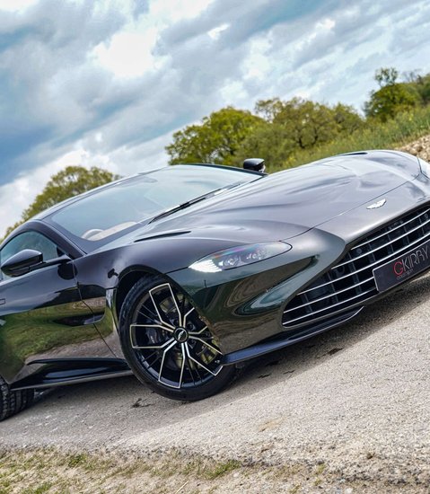Aston Martin Vantage 4.0 Vantage V8 Auto 3dr 1