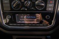 Volkswagen Up BASE 21