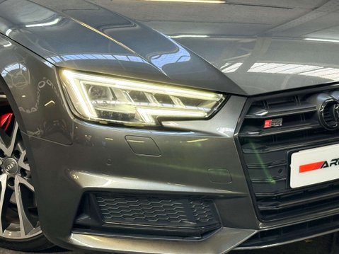 Audi S4 3.0 S4 TFSI Quattro Auto 4WD 4dr 5