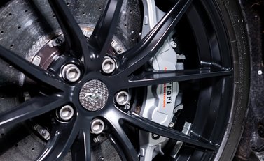 Ferrari 812 Superfast 26