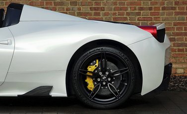 Ferrari 458 Speciale Aperta 32