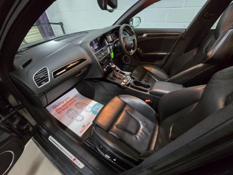 Audi RS4 4.2 FSI V8 S Tronic quattro Euro 5 5dr 53
