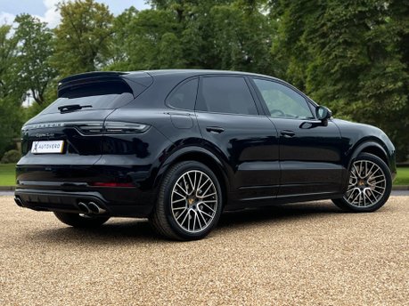 Porsche Cayenne V8 TURBO TIPTRONIC 5