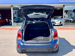 Mini Countryman 1.5 Countryman Cooper Auto 5dr 67