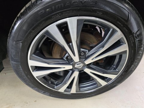 Nissan Qashqai 1.6 DIG-T N-Connecta Euro 6 (s/s) 5dr 51