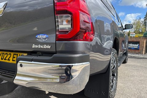 Toyota Hilux Invincible 4WD Auto 2.8 D-4D Double Cab Pickup - Pegasus Canopy 25