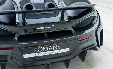 McLaren 600LT Spider 28