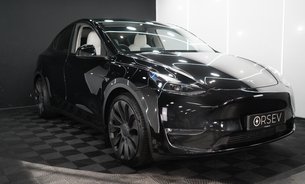 Tesla Model Y PERFORMANCE Solid Black White Interior Now with GROK One Owner VAT Q 11