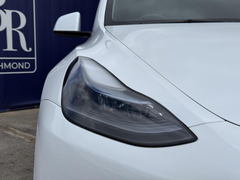 Tesla Model Y SUV 5dr Electric Auto RWD (346 ps) 11