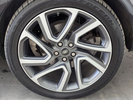Land Rover Discovery 3.0 Discovery HSE TD6 Auto 4WD 5dr 30