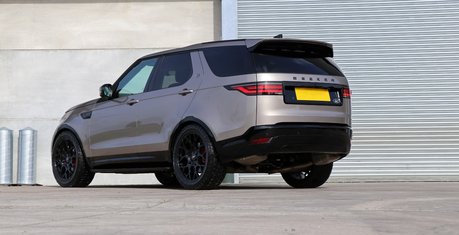 Land Rover Discovery 5