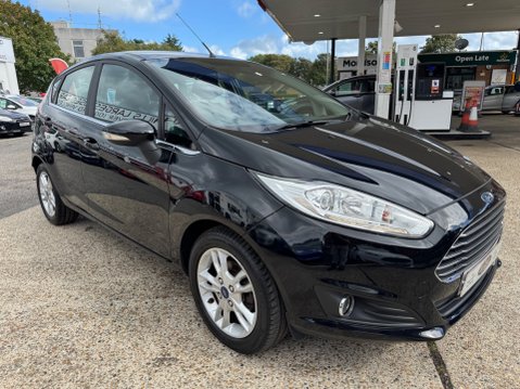 Ford Fiesta 1.0 ZETEC AUTOMATIC 9