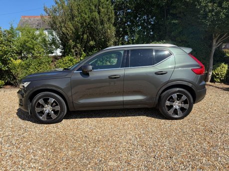 Volvo XC40 2.0 D4 Inscription Auto AWD Euro 6 (s/s) 5dr 5