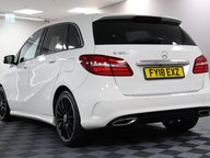 Mercedes-Benz B Class B 180 D AMG LINE PREMIUM 22