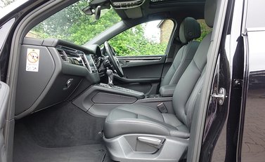 Porsche Macan S Diesel 8