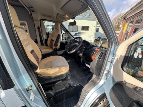 Autocruise Tempo BIG SPEC 2 BERTH HIGH TOP A MUST SEE 7